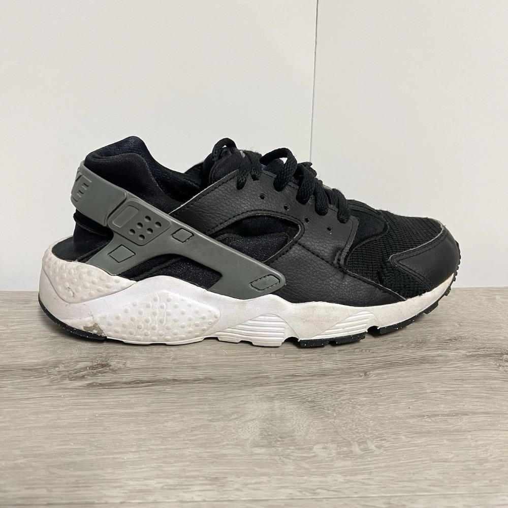 Nike Huarache Run GS Black White Casual Shoes DR7953-001 Youth Size 6.5Y